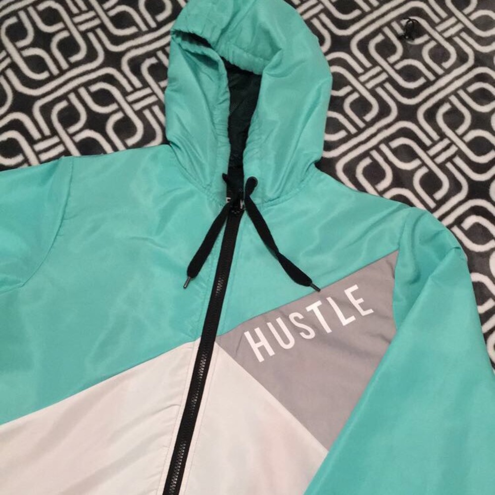 Hustle windbreaker